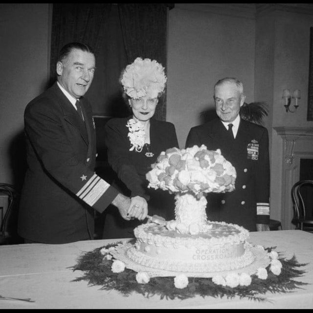 Meet your Posher, Simon